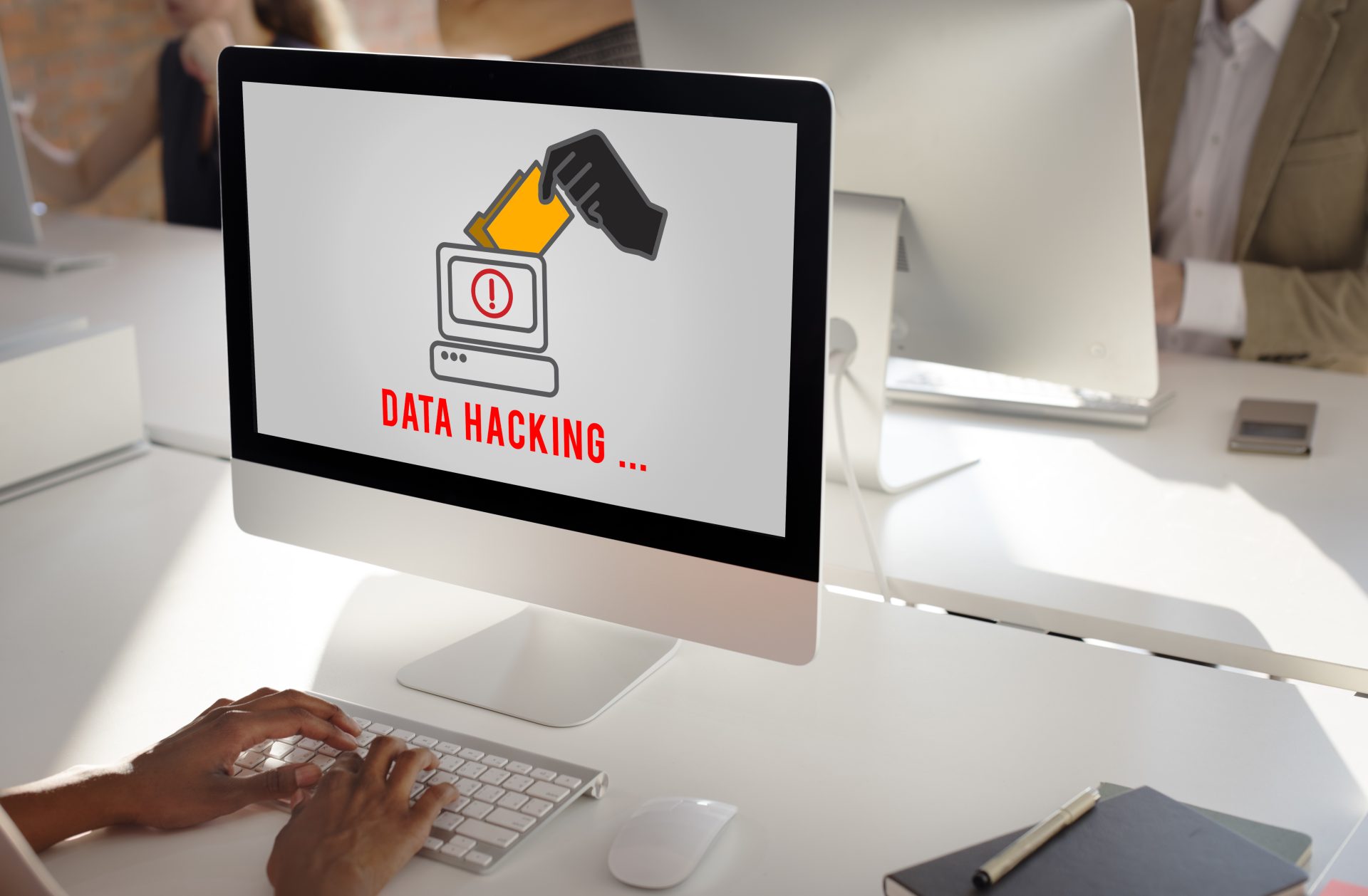 hacker spyware cybercrime phishing frode concept